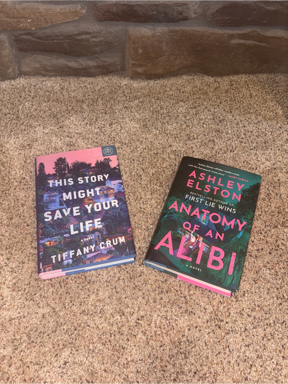 New + popular thriller hardcover bundle 😈📚🔪
